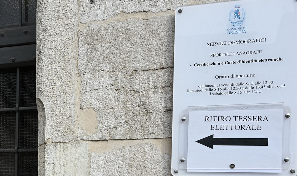 Apertura straordinaria anagrafe per referendum